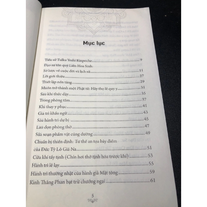 Cẩm nang dành cho các vị Phật Bán Phần 2019 Tulku Yeshi Rinpoche mới 80% ố (cẩm nang phật giáo) HCM2301 913211