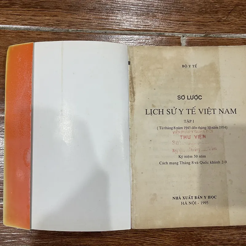 Sơ Lược Lịch Sử Y Tế Việt Nam tập 1  (8) 740380