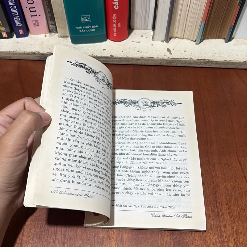 II Văn Học Nước Ngoài: Cánh Buồm Đỏ Thắm - ALếchXanĐrơ Grin - 2006 756743