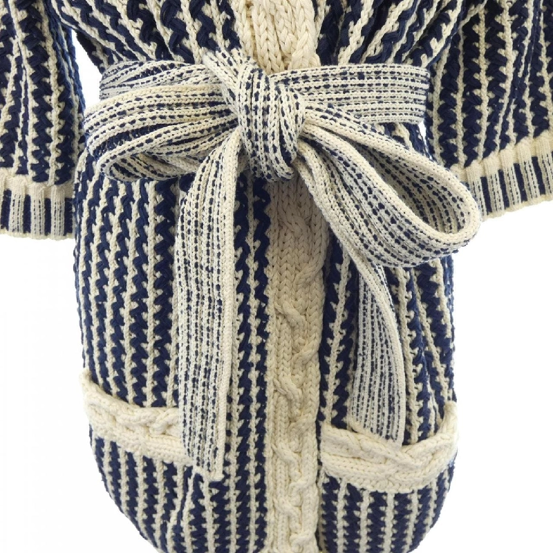 【Khuyến mãi】Áo khoác cardigan CHANEL 637597