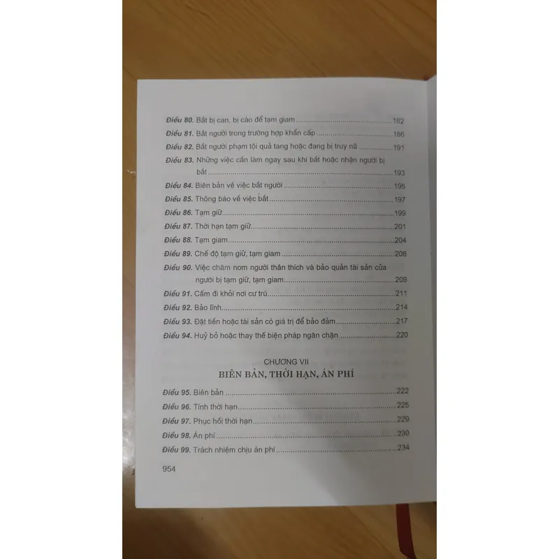BỘ LUẬT TỐ TỤNG HÌNH SỰ  704107
