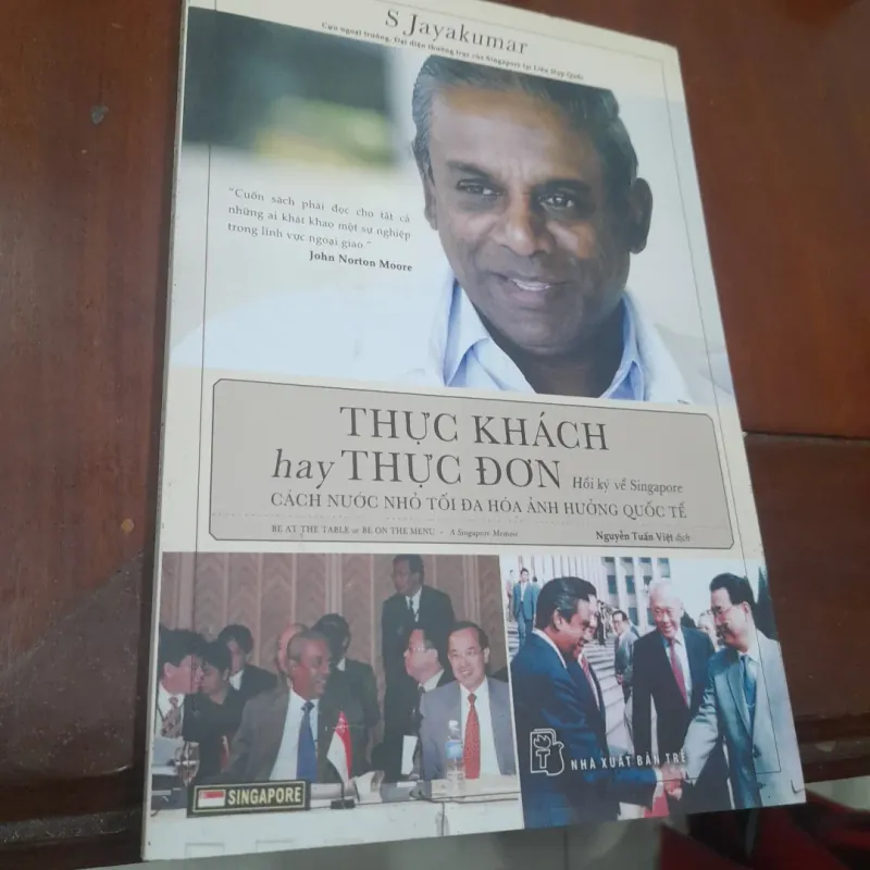S Jayakumar - THỰC KHÁCH hay THỰC ĐƠN, hồi ký về Singapore 759299