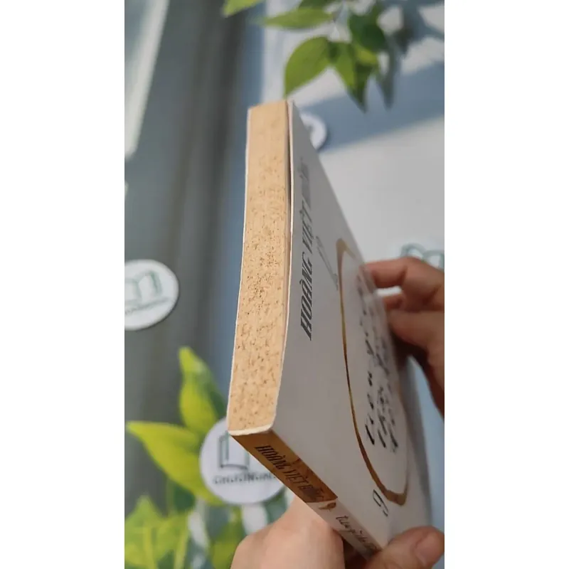 Tiêu Gì Cho Thời Gian Để Sống - Hoàng Việt Hằng 727247