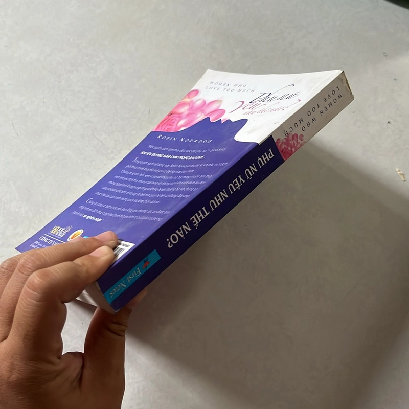Phụ nữ yêu như thế nào - Robin Norwood 506780