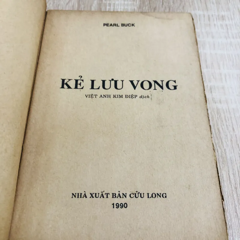KẺ LƯU VONG – Pearl Buck 960021