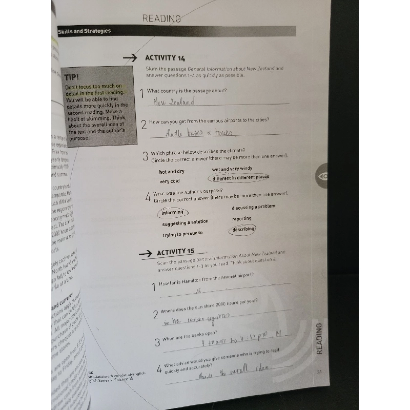 Insearch English prepare for Ielts skills and strategies book two reading and writing mới 70% bẩn bìa, ố nhẹ, tróc gáy nhẹ, có chữ viết, highlight 2010 HCM3004 HỌC NGOẠI NGỮ 919141