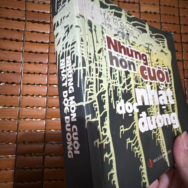 Những hòn cuội nhặt dọc đường - Lê Trí Dũng 465680