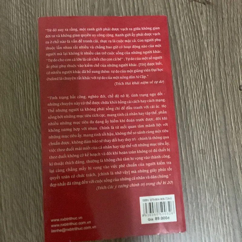 Bốn tiểu luận về tự do  735678