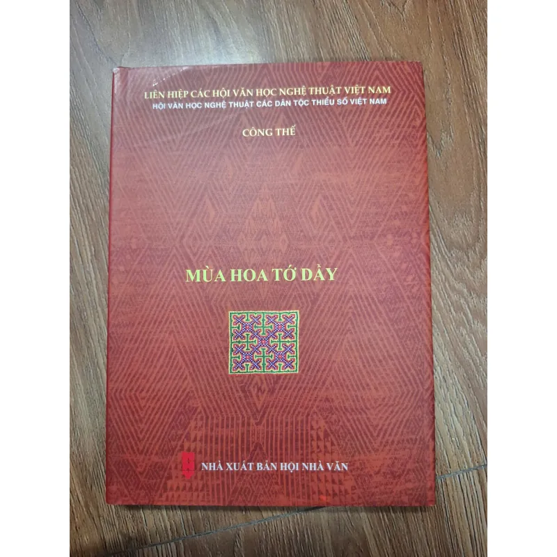 Mùa hoa tớ dày - Công Thế - Thơ 759876