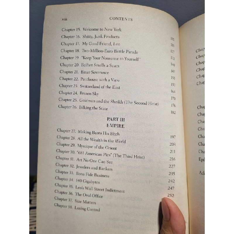BILLION DOLLAR WHALE : The Man Who Fooled Wall Street, Hollywood, and the World - Tom Wright & Bradley Hope 222573