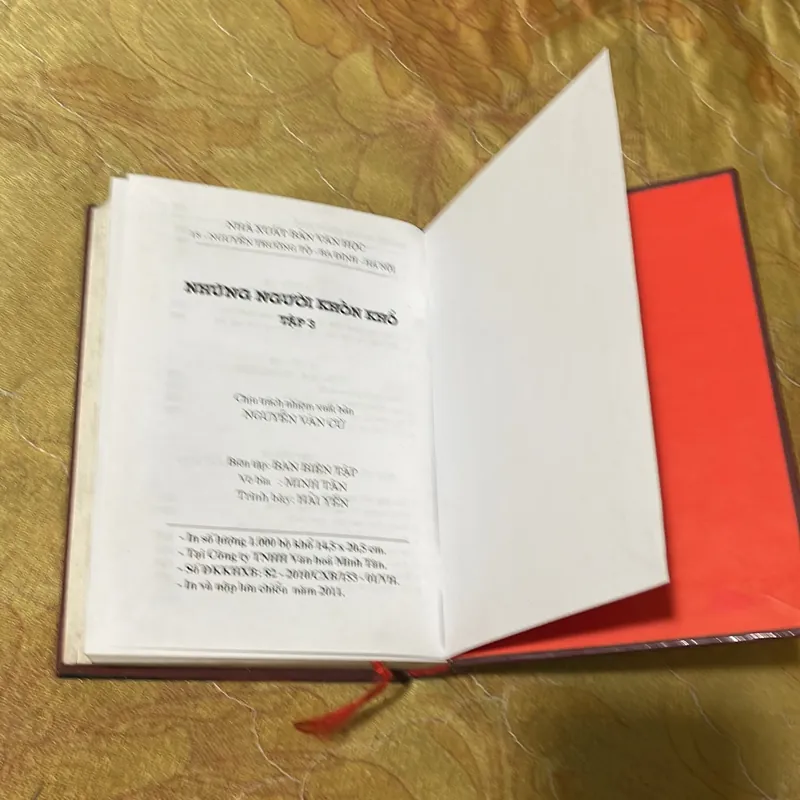 COMBO VICTOR HUGO- NHỮNG NGƯỜI KHỐN KHỔ- THẰNG GÙ NHÀ THỜ ĐỨC BÀ(b) 720642