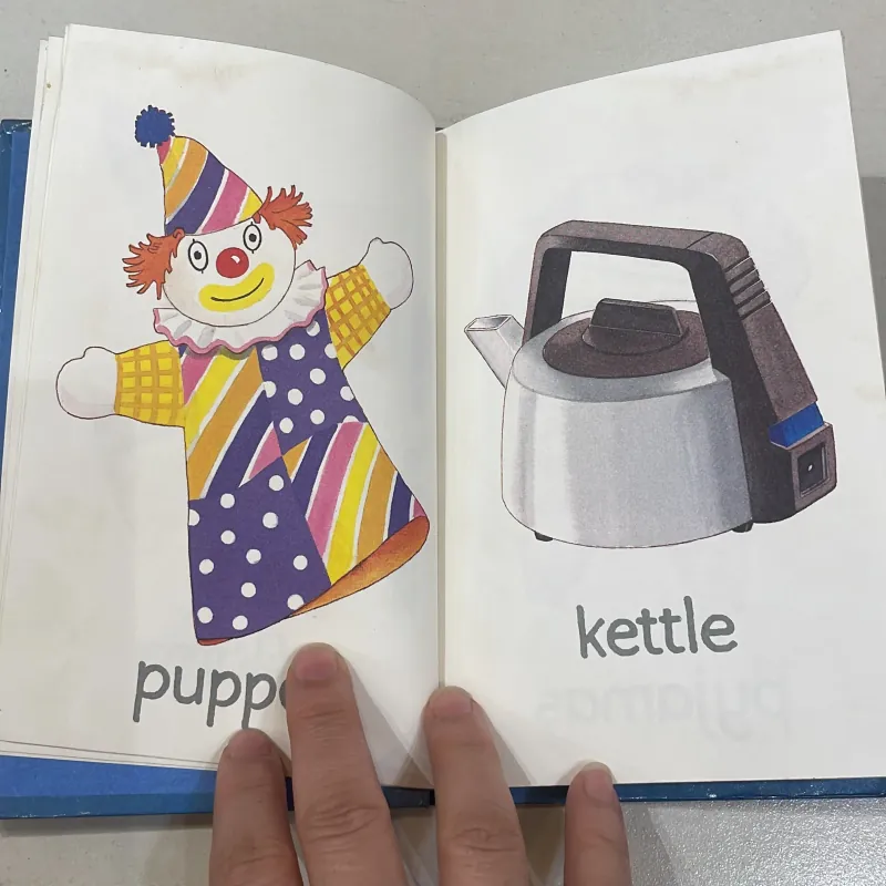 NGOẠI VĂN tiếng anh trẻ em : BABY ‘s BLUE picture book - ladybird  1027827