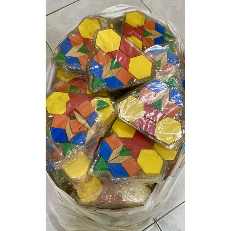Trò chơi cờ tư duy trí tuệ dành cho 4 người. New 100% 518191