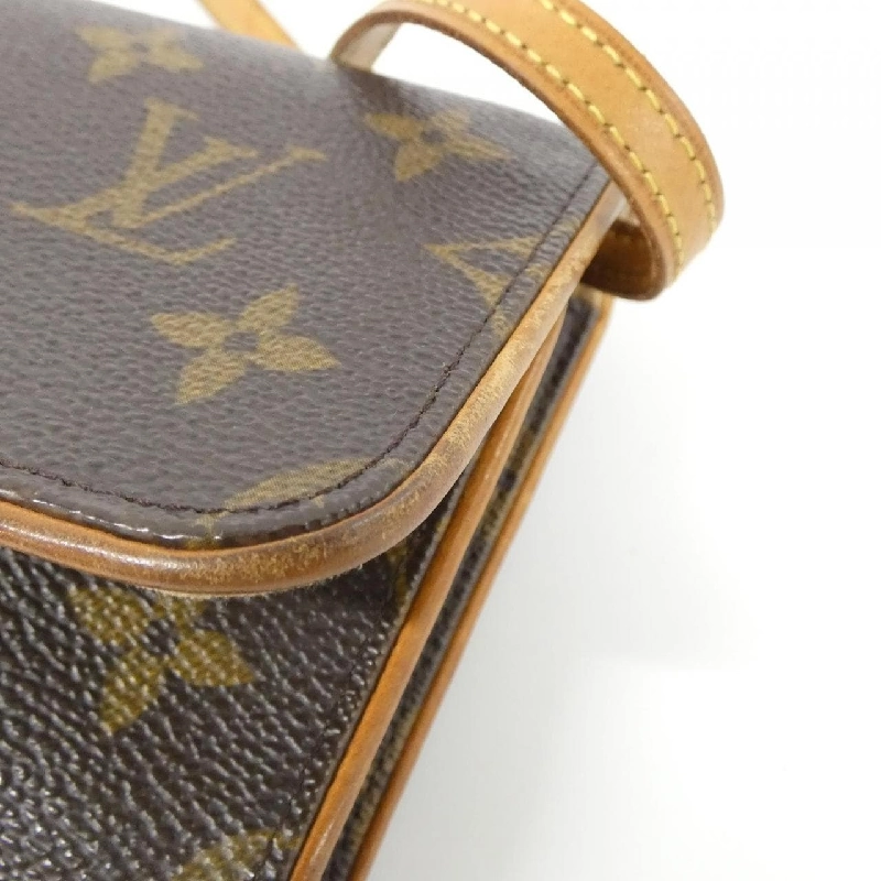 Túi đeo vai Louis Vuitton Monogram Pochette Twin GM M51852 610420