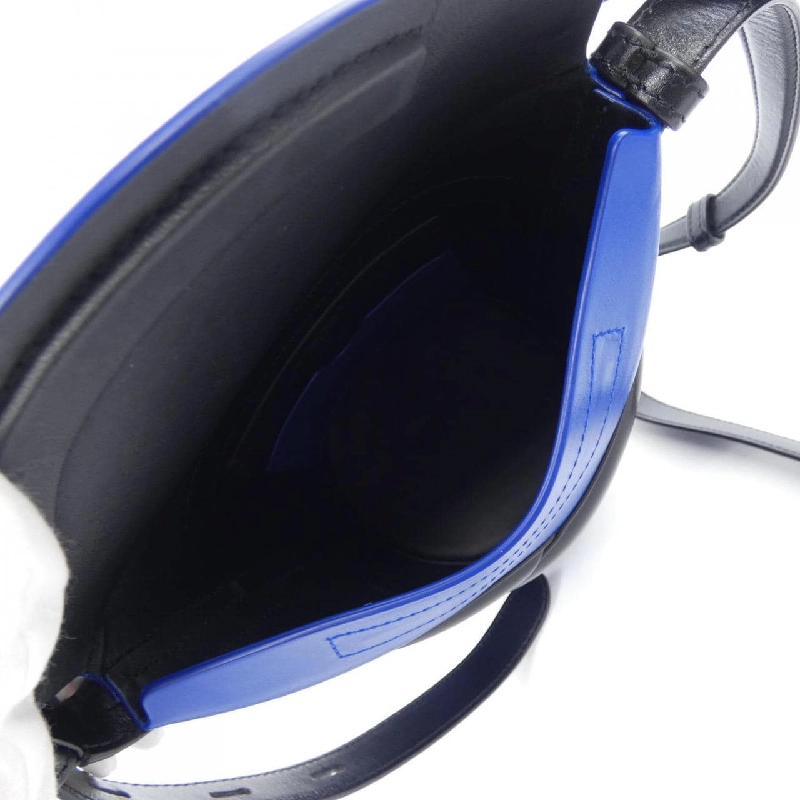 Túi ALEXANDER McQUEEN - Hàng hiệu Authentic 832123