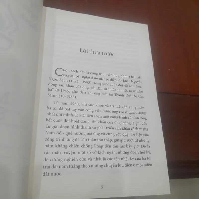 Nguyễn Ngọc Bạch - MỘT ĐỜI SÂN KHẤU 606517