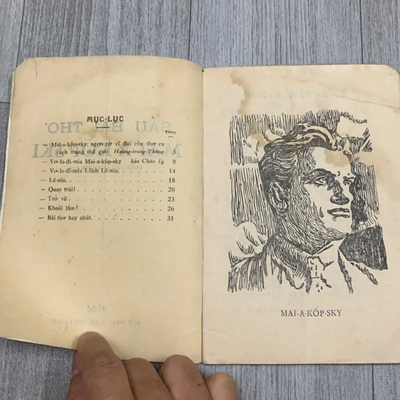 Sáu bài thơ mai a kop ski. 10a3 1025807