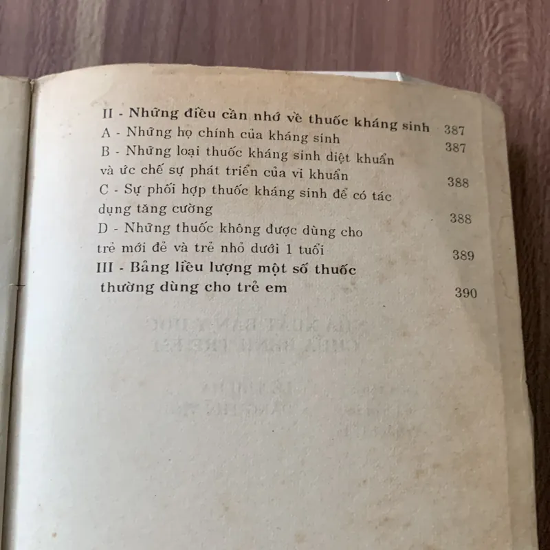 Chữa bệnh trẻ em, Giáo sư Chu Văn Tường  640683