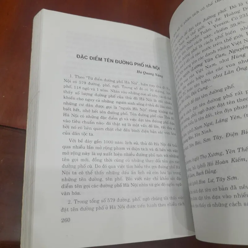 Tiếng Hà Nội trong mối quan hệ  với Tiếng Việt và Văn hóa Việt Nam 1020052