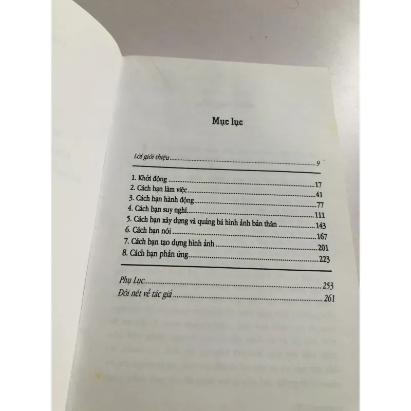 PHỤ NỮ THÔNG MINH KHÔNG Ở GÓC VĂN PHÒNG  776994