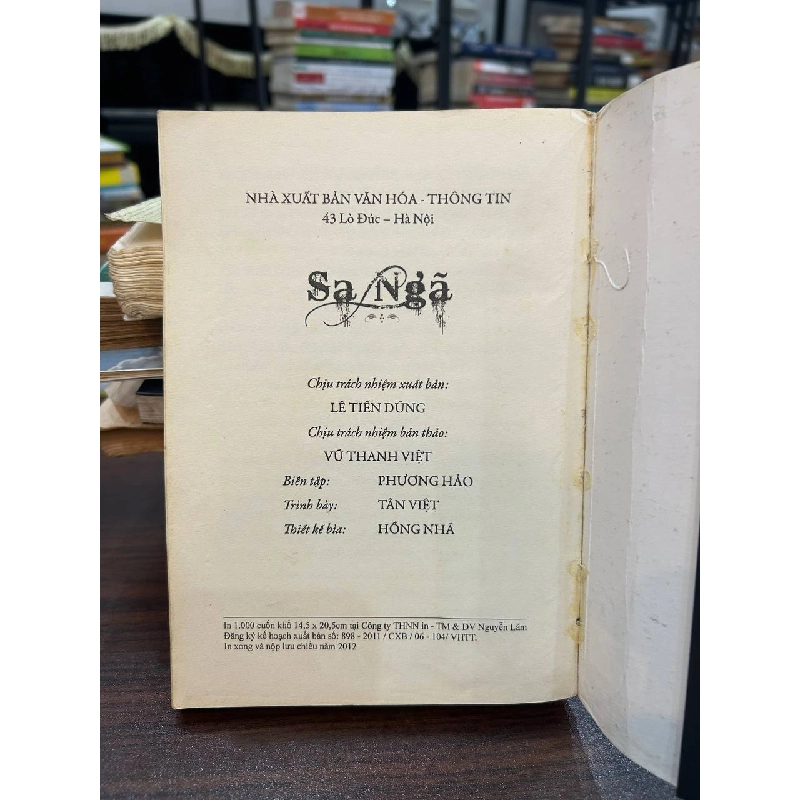 Sa Ngã - Lauren Kate 936681