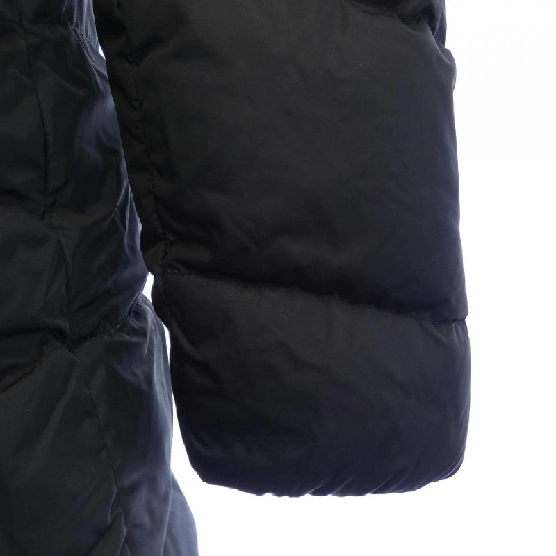 Áo khoác lông vũ MONCLER 642064