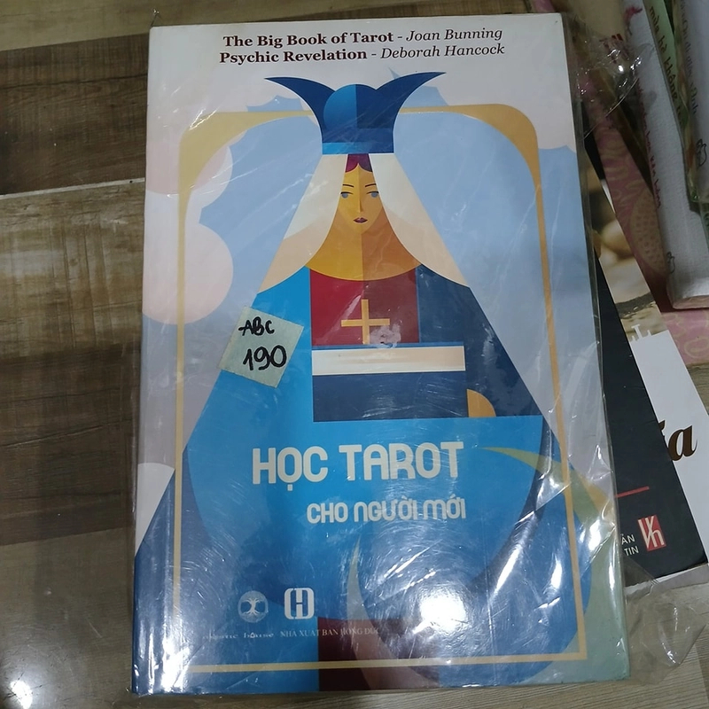 Học Tarot cho người mới bắt đầu (The bigbook of Tarot) 316357