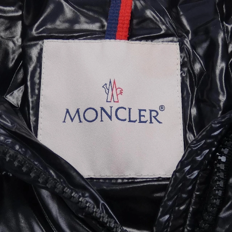 Áo khoác lông vũ MONCLER 638941