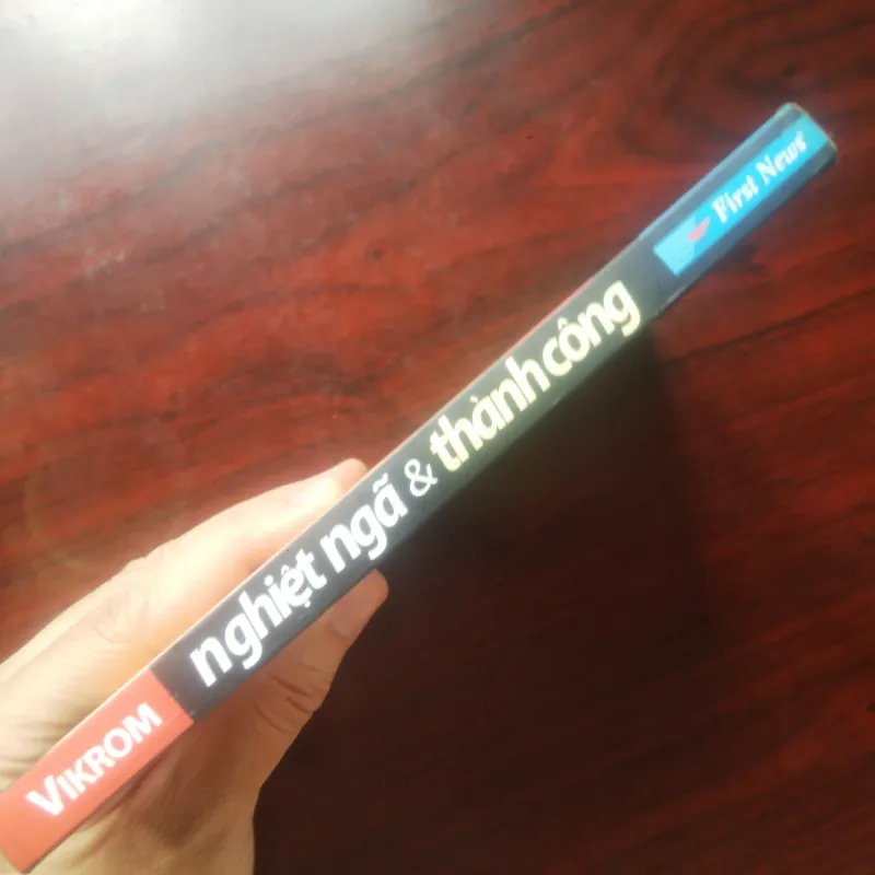 [Sách Doanh Nhân] Nghiệt Ngã & Thành Công (Vikrom Kromadit) - Nhà Sáng Lập Tập Đoàn Amata 977883