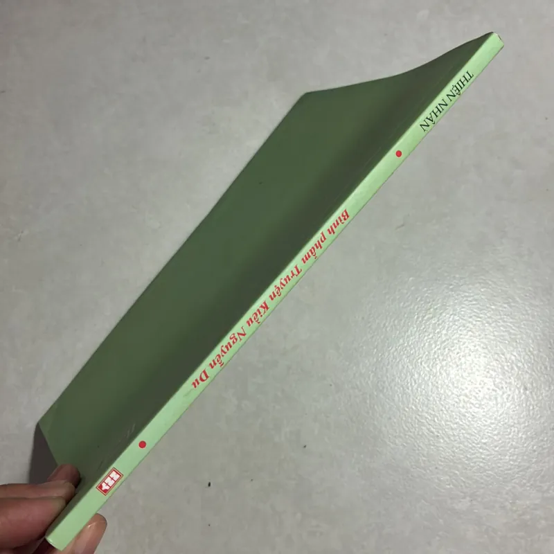 Bình phẩm Truyện Kiều Nguyễn Du - Thiện Nhân 783180