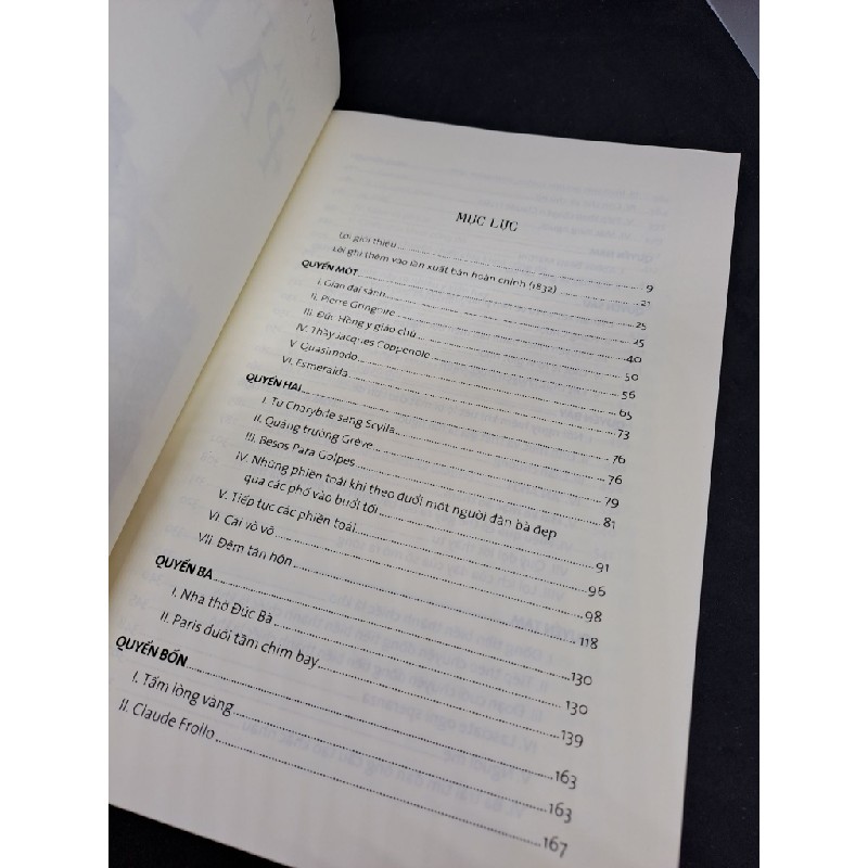 Nhà thờ Đức Bà Paris Victor Hugo 2019 mới 90% bìa mềm HCM0307 Oreka-Blogmeo 35375