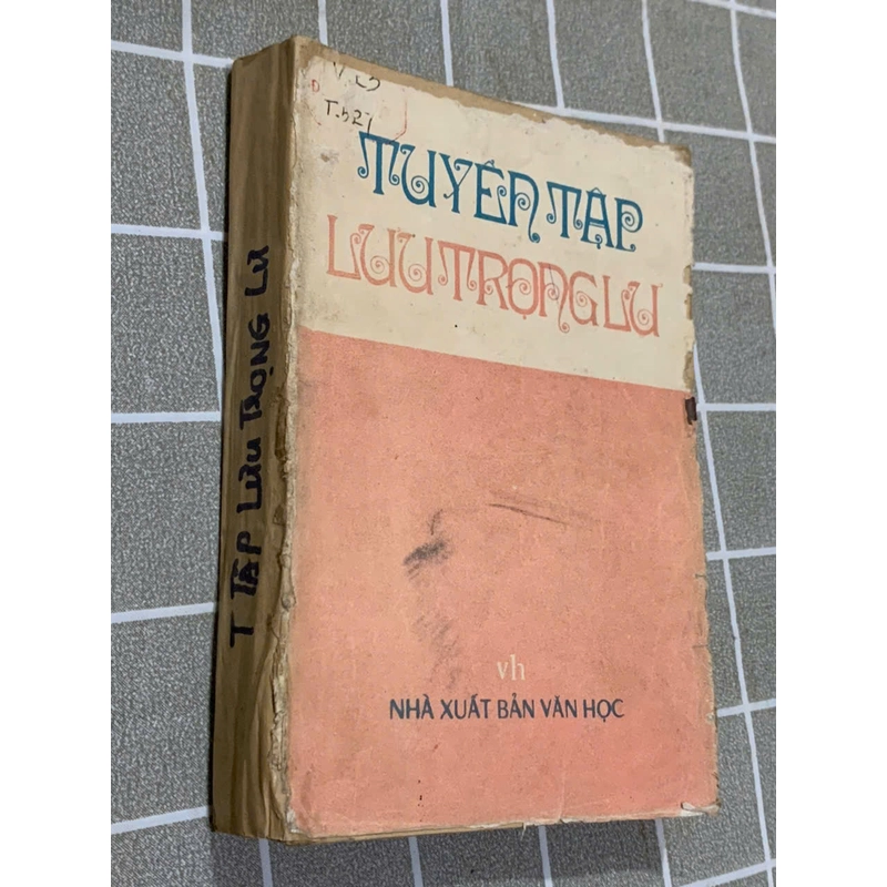 Tuyển tập Lưu Trọng Lư 545132