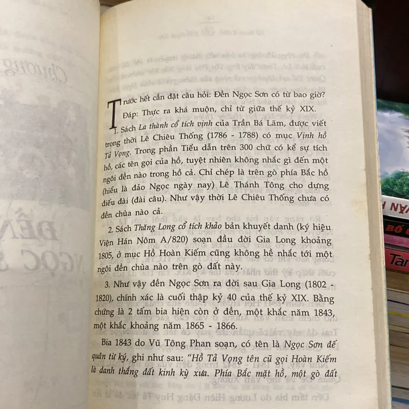 HỒ HOÀN KIẾM VÀ ĐỀN NGỌC SƠN (XB 2003) 739013