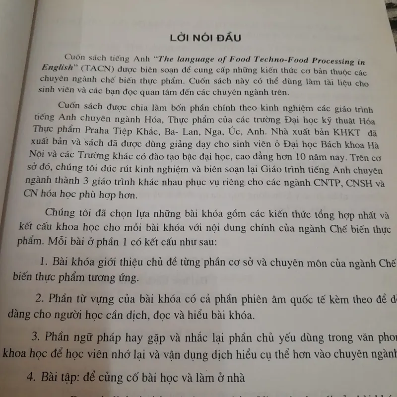 Tiếng Anh chuyên Công nghệ thực phẩm. GS. Tiến sỹ Nguyễn Thị Hiền  706180
