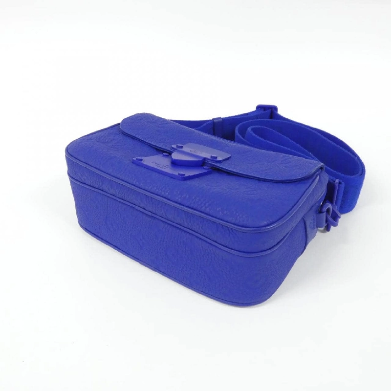 Túi đeo chéo Louis Vuitton Trianon Monogram S Lock M58488 - Hàng hiệu Authentic 803145