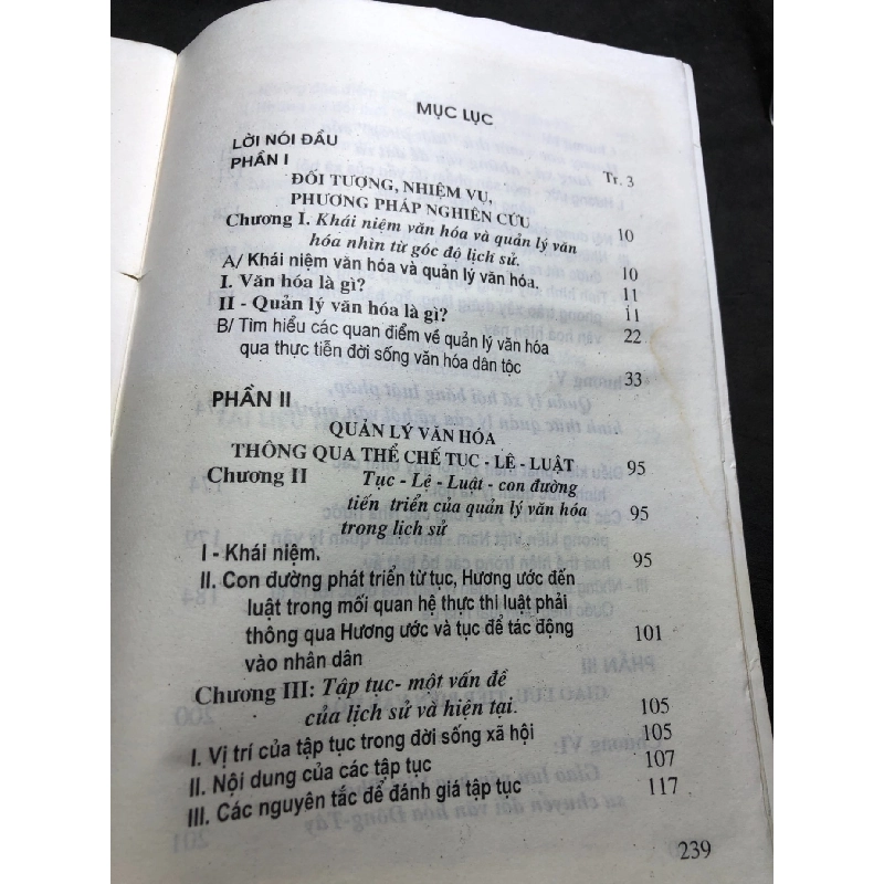 Lược sử quản lý văn hóa ở Việt Nam mới 60% ố nặng ẩm có dấu mộc và viết nhẹ trang đầu 1998 Hoàng Sơn Cường HPB0906 SÁCH LỊCH SỬ - CHÍNH TRỊ - TRIẾT HỌC 914925