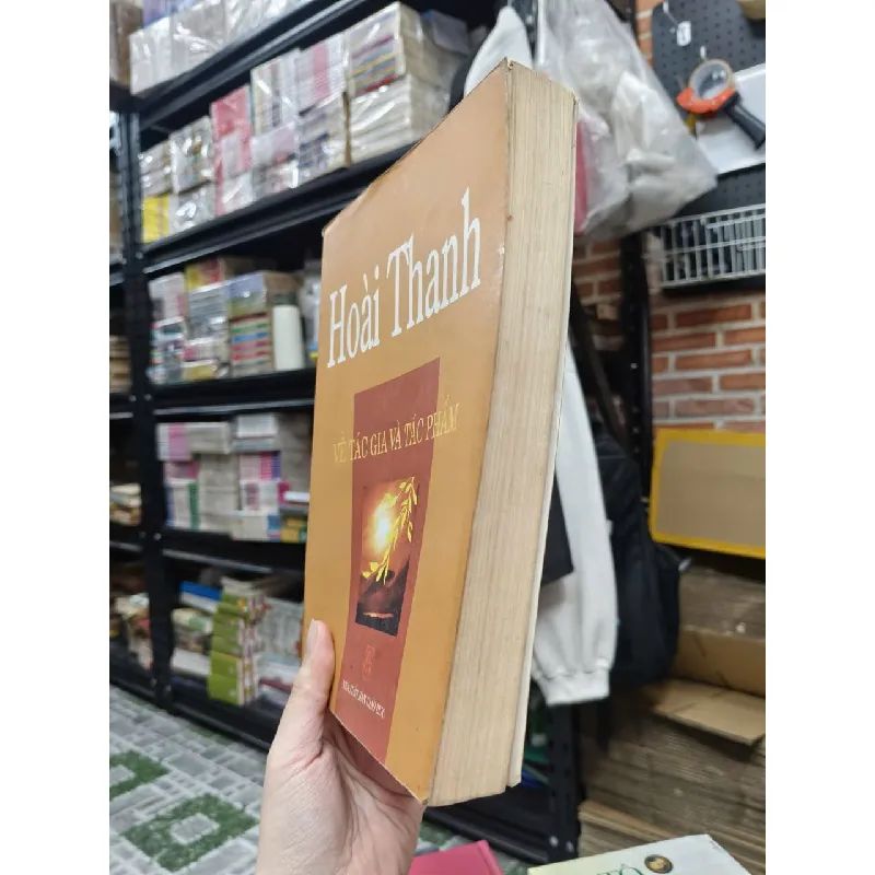 Hoài Thanh về tác gia tác phẩm 147139