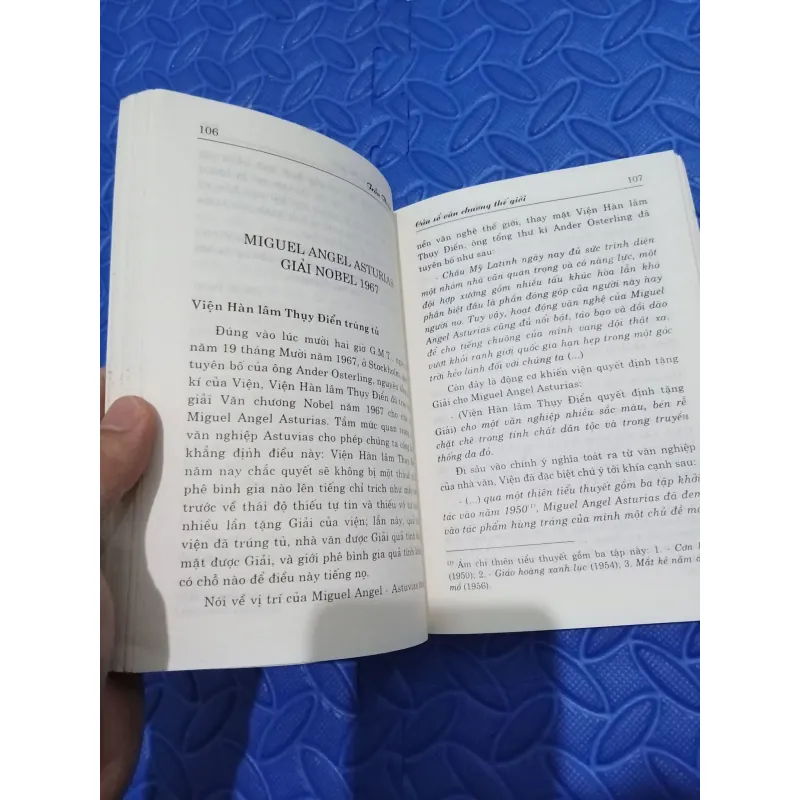 Cửa Sổ Văn Chương Thế Giới  1030157