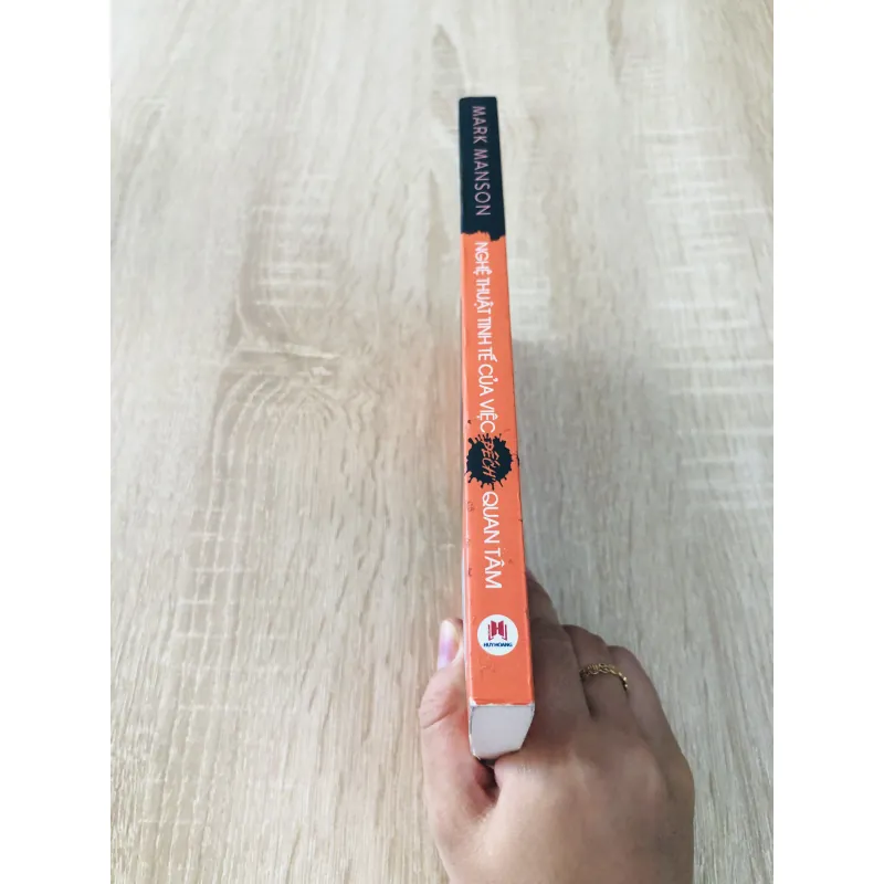 NGHỆ THUẬT TINH TẾ CỦA VIỆC ĐẾCH QUAN TÂM  992448