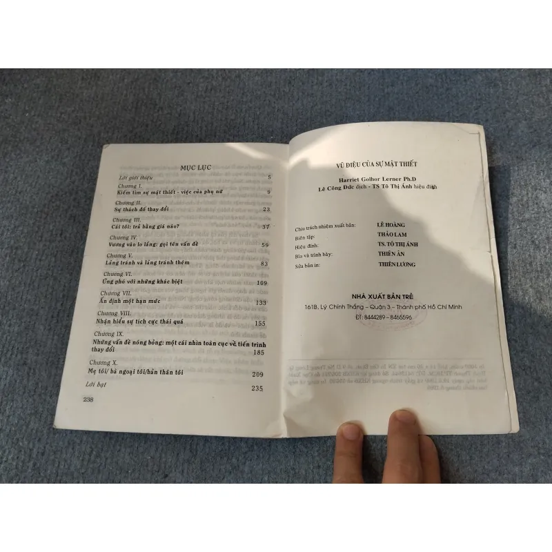 VŨ ĐIỆU CỦA SỰ MẬT THIẾT 727188