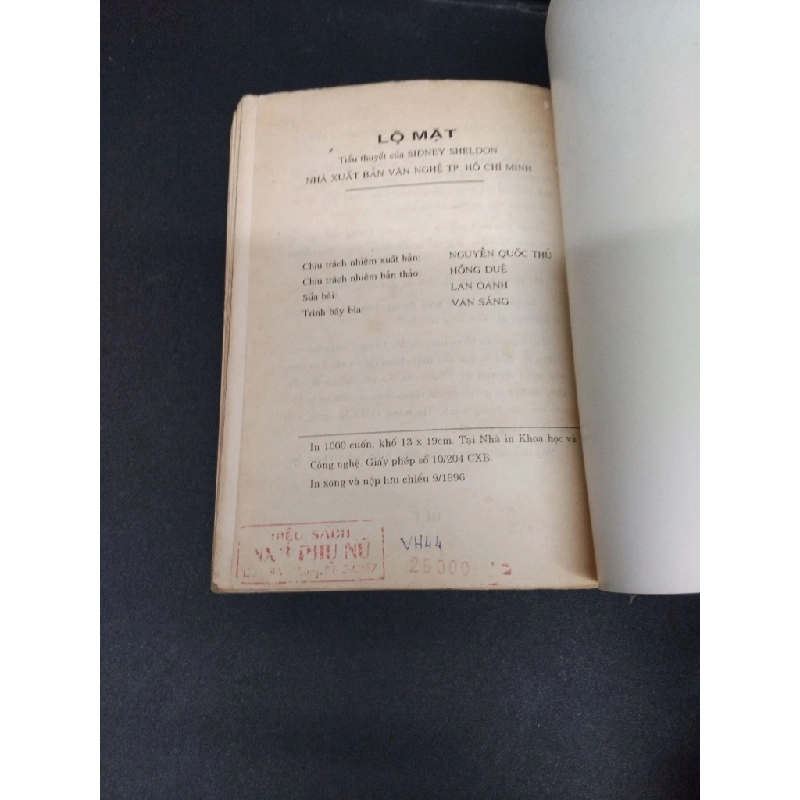 Lộ mặt mới 70% ố vàng có mộc đỏ 1996 HCM1008 Sidney Sheldon VĂN HỌC 340617