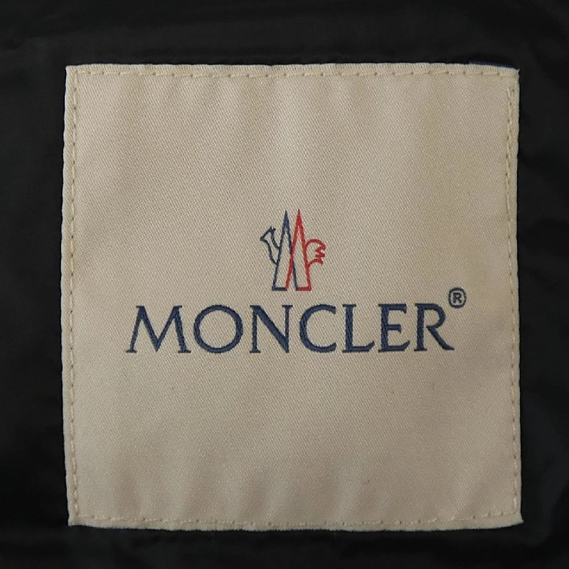 Áo gile MONCLER 637431