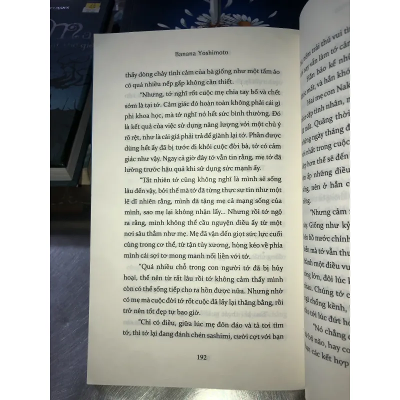 Hồ - Banana Yoshimoto 1001936