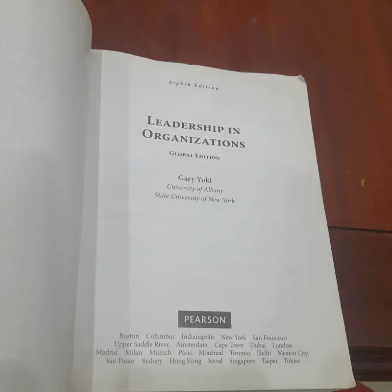 Gary Yukl - LEADERSHIP IN ORGANIZATIONS 603507