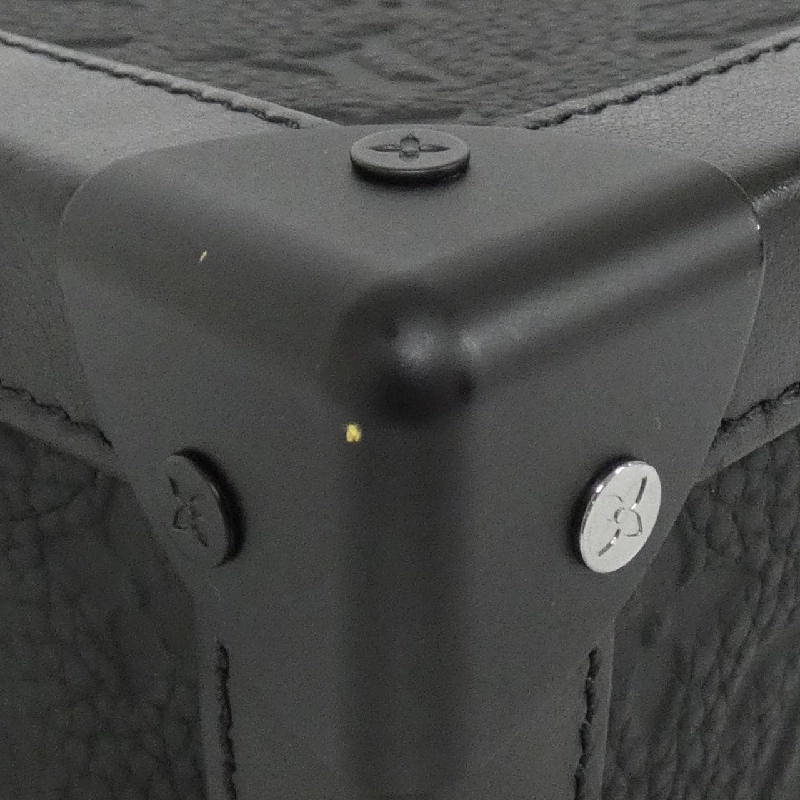 Túi xách vai Louis Vuitton Trillon Monogram Soft Trunk M55700 609948