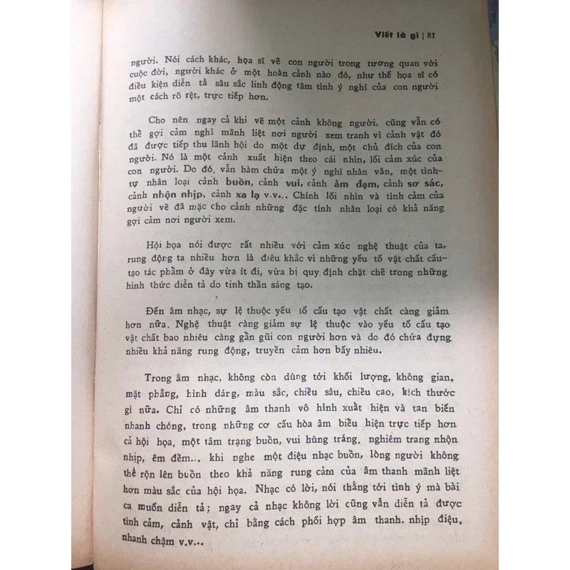 LƯỢC KHẢO VĂN HỌC 517930
