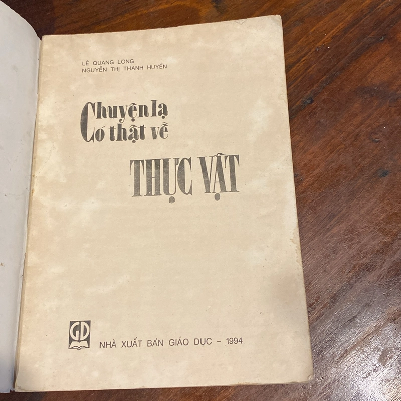 COMBO 2 CUỐN CHUYỆN LẠ CÓ THẬT VỀ ĐỘNG VẬT - THỰC VẬT (XB 1994) 504644