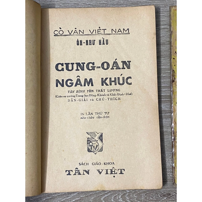 Cung oan ngâm khúc x Bích câu kỳ ngộ - Hai siêu phẩm sách xưa giá trị, đẹp vô cùng 549265