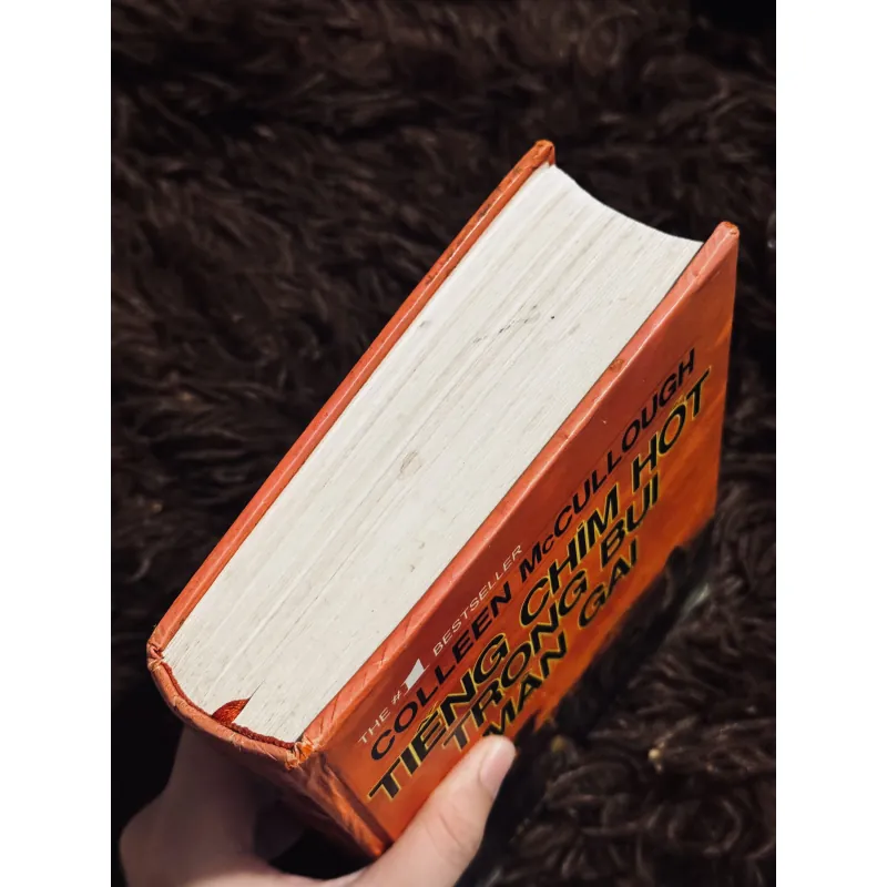 Tiếng chim hót trong bụi mận gai 1004680