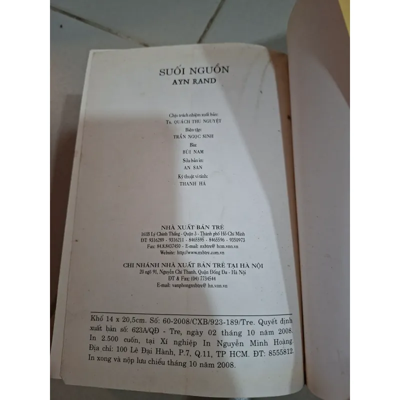 Suối nguồn 934520